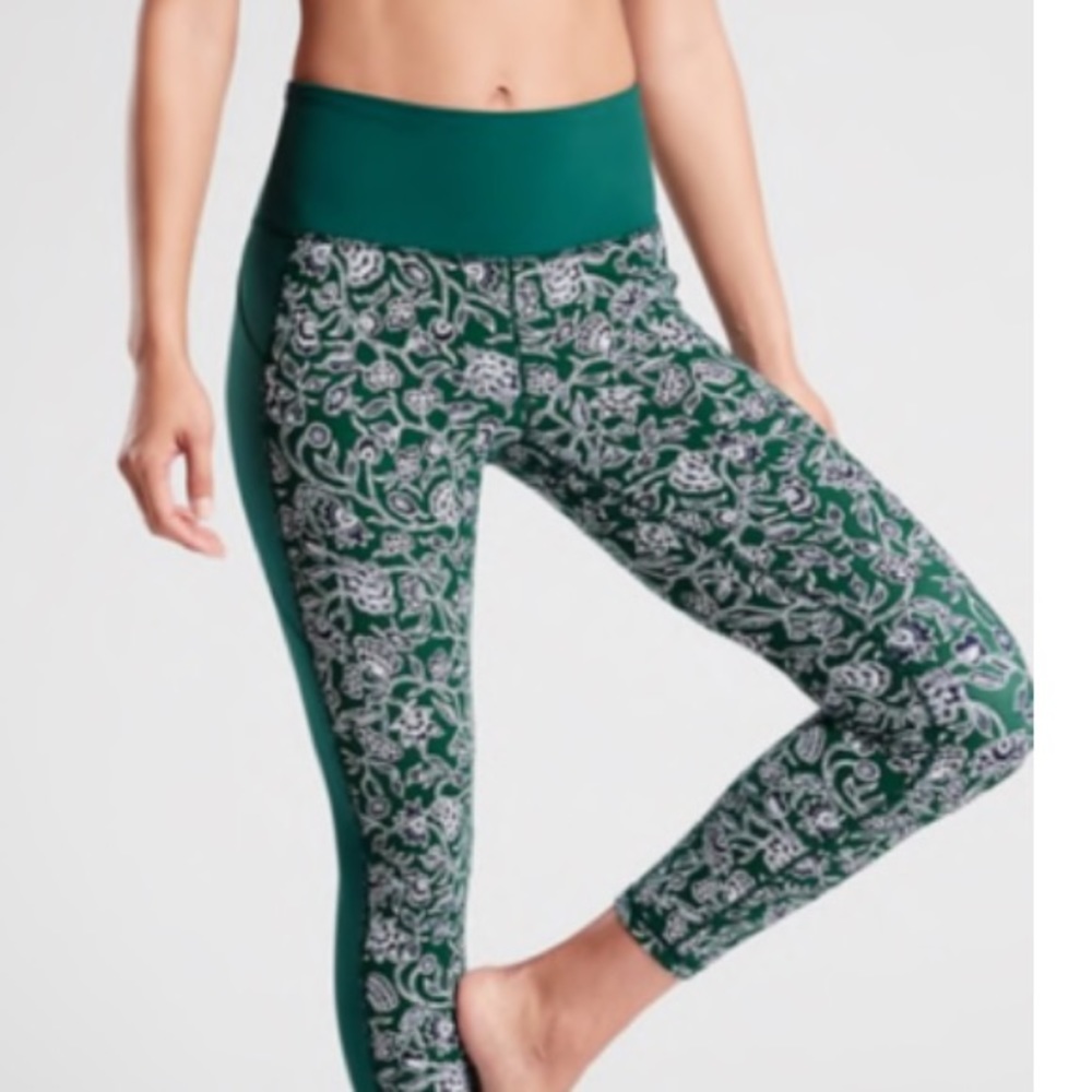 Athleta affirmation 7/8 leggings dragon fly
